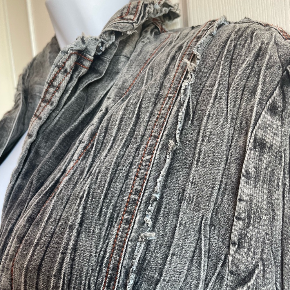 Gray Denim Jacket - image 4